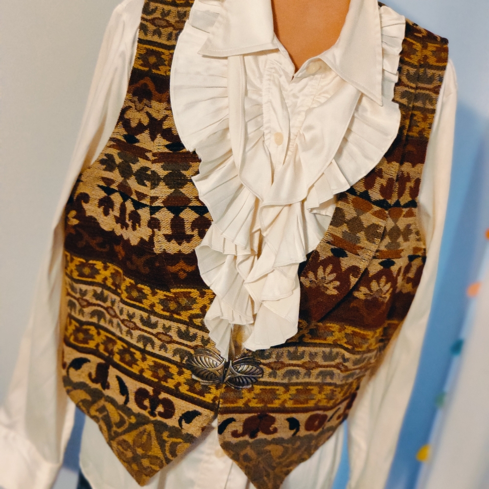 tapestry vest jewel tone metal leaf clasp layering piece waistcoat chic